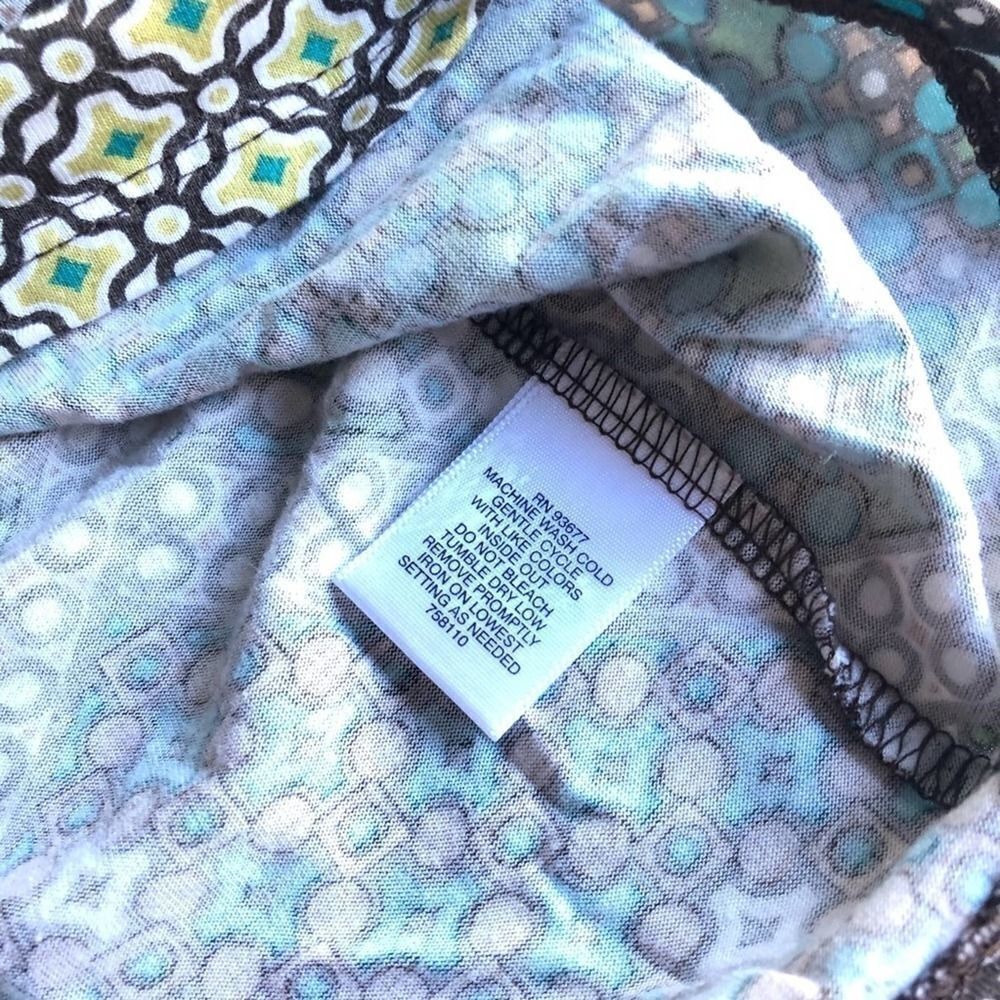 ‎151 Liz Claiborne geometric pattern S/S top - Picture 5 of 5
